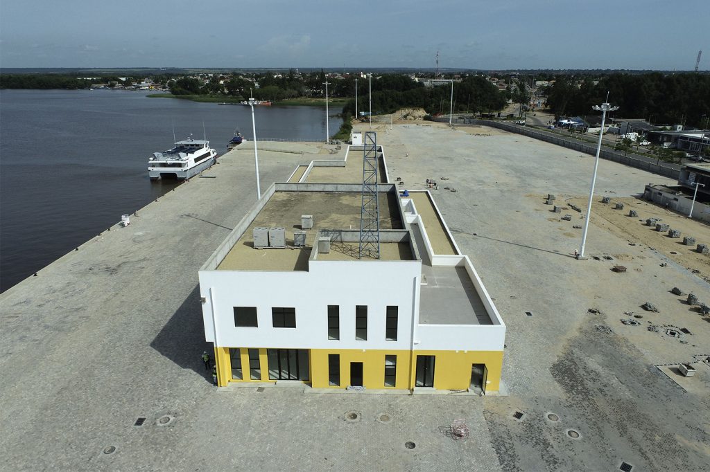 Terminal Fluvial de Passageiros do Soyo